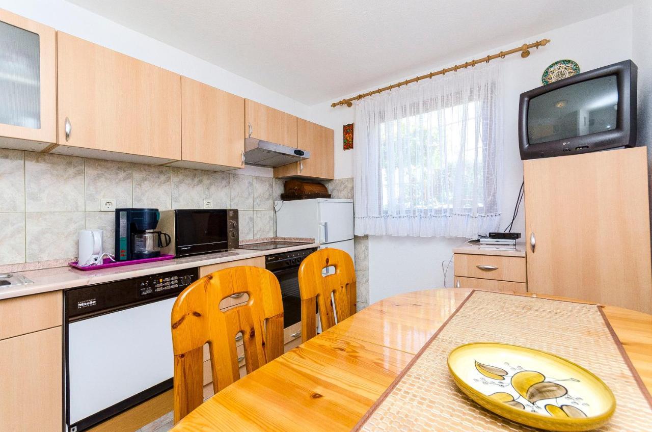 Apartments Marijana Трогір Екстер'єр фото