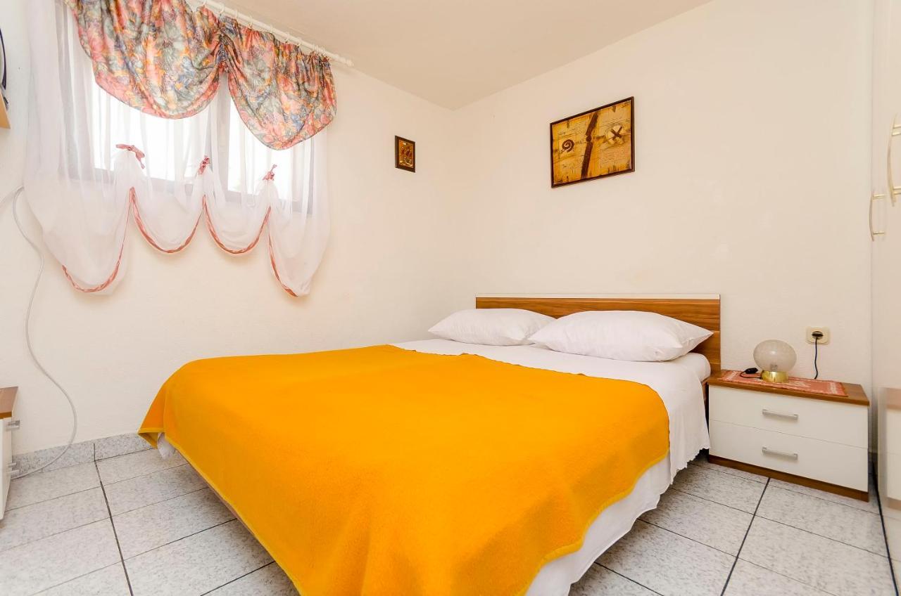 Apartments Marijana Трогір Екстер'єр фото